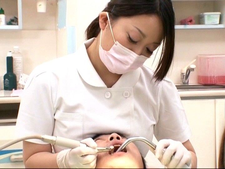 【※歯医者あるある※】歯が痛くて歯医者に行った結果・・・歯が治ってチンポが痛くなるｗｗ　←コレｗｗｗｗｗｗｗｗｗ(画像あり)・3枚目