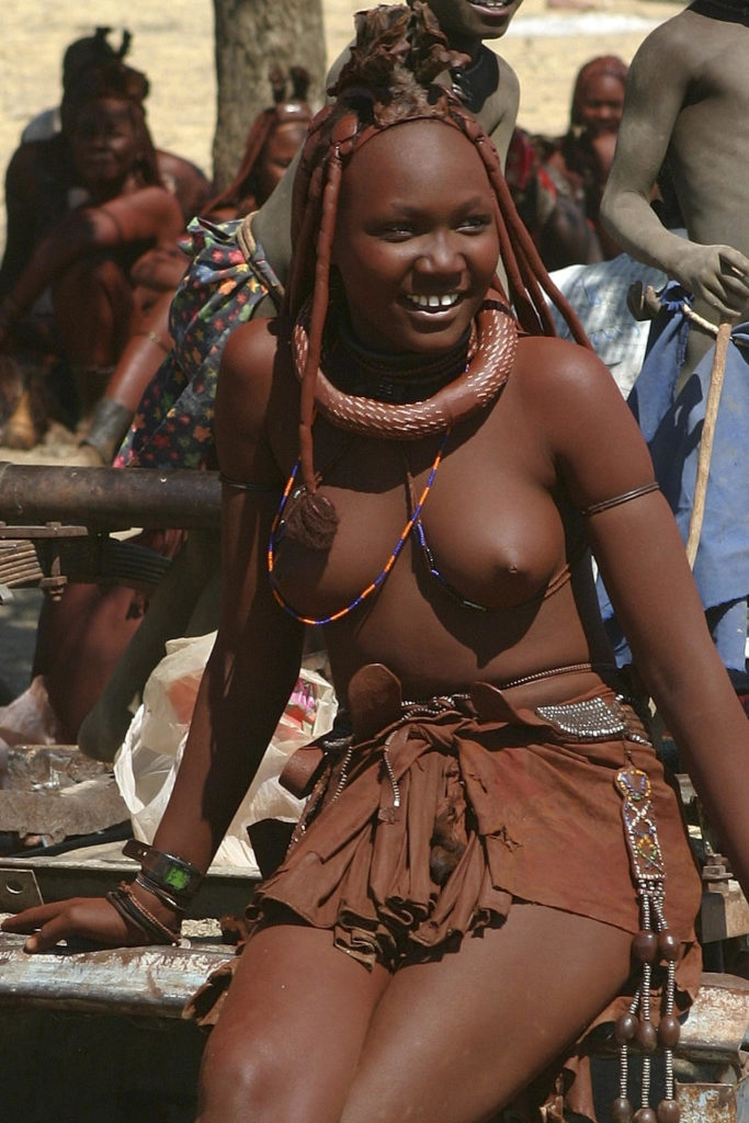 【※エロ画像】「部族の女なんて・・・」とか言ってるヤツちょっとこい。下手な女よりイイ身体してるｗｗｗｗｗｗｗｗｗｗｗｗ・3枚目