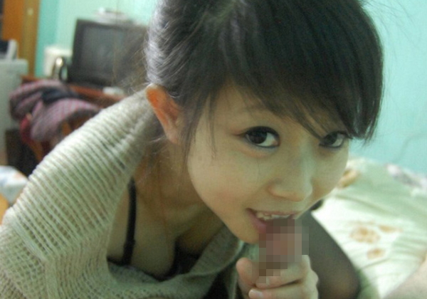 【衝撃】中国さん、SNSで女子小生の”フェラ画像”をうｐしてしまう…。(画像あり)