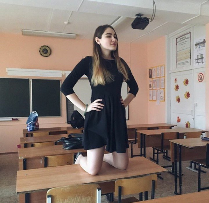 【※勃起不可避】ロシアの学校に潜入した結果ｗｗｗｗｗｗｗｗｗｗｗｗｗｗ・17枚目