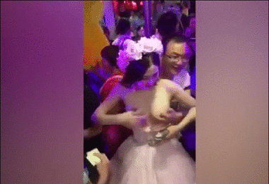 中国の結婚式で新婦に性的暴行する異文化、スゴすぎクソワロタｗｗｗｗｗｗｗｗｗｗｗ（※画像あり※）・22枚目