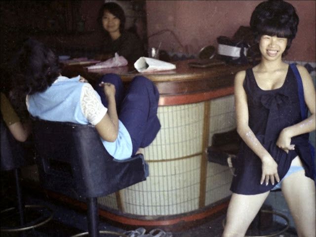 【売春宿】軍人を相手にするベトナムの売春婦の実態・・・（画像あり）・1枚目