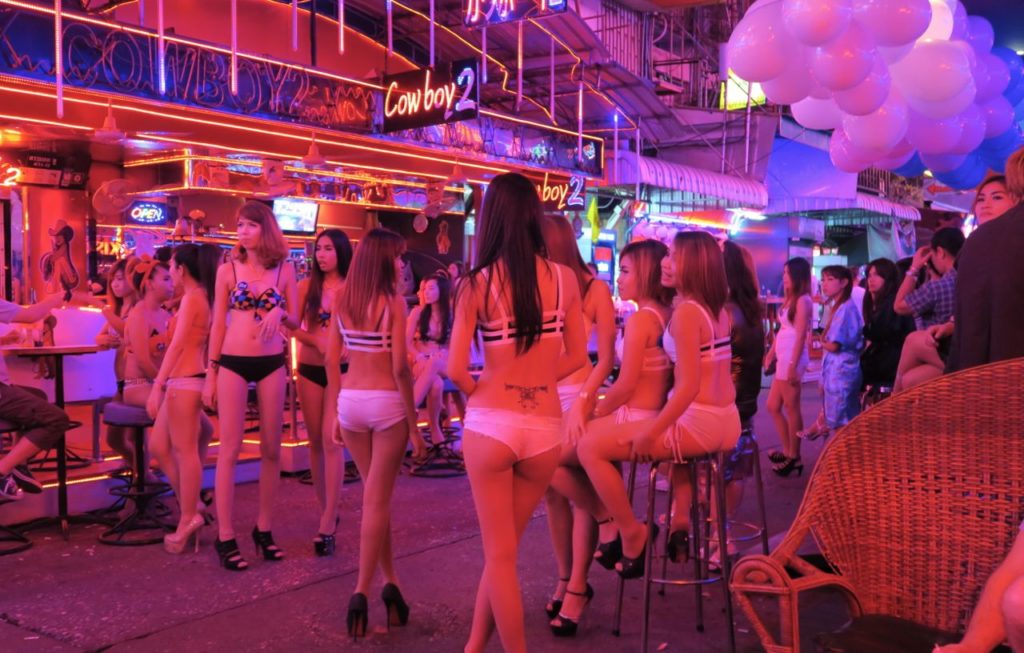 【売春婦】香港の売春まんさん、カネを払わず実態を晒される。。（画像あり）・13枚目