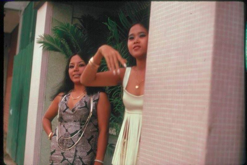 【売春婦】ベトナムの売春宿で撮影された「軍用御用達」の女たち。・9枚目
