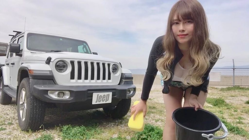 【エロ画像】身体で車を洗う「女体洗車」とかいうサービス。。・11枚目